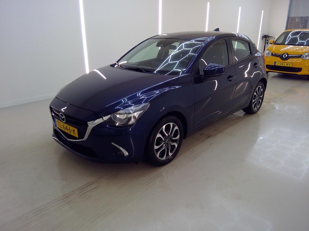 Mazda 2
