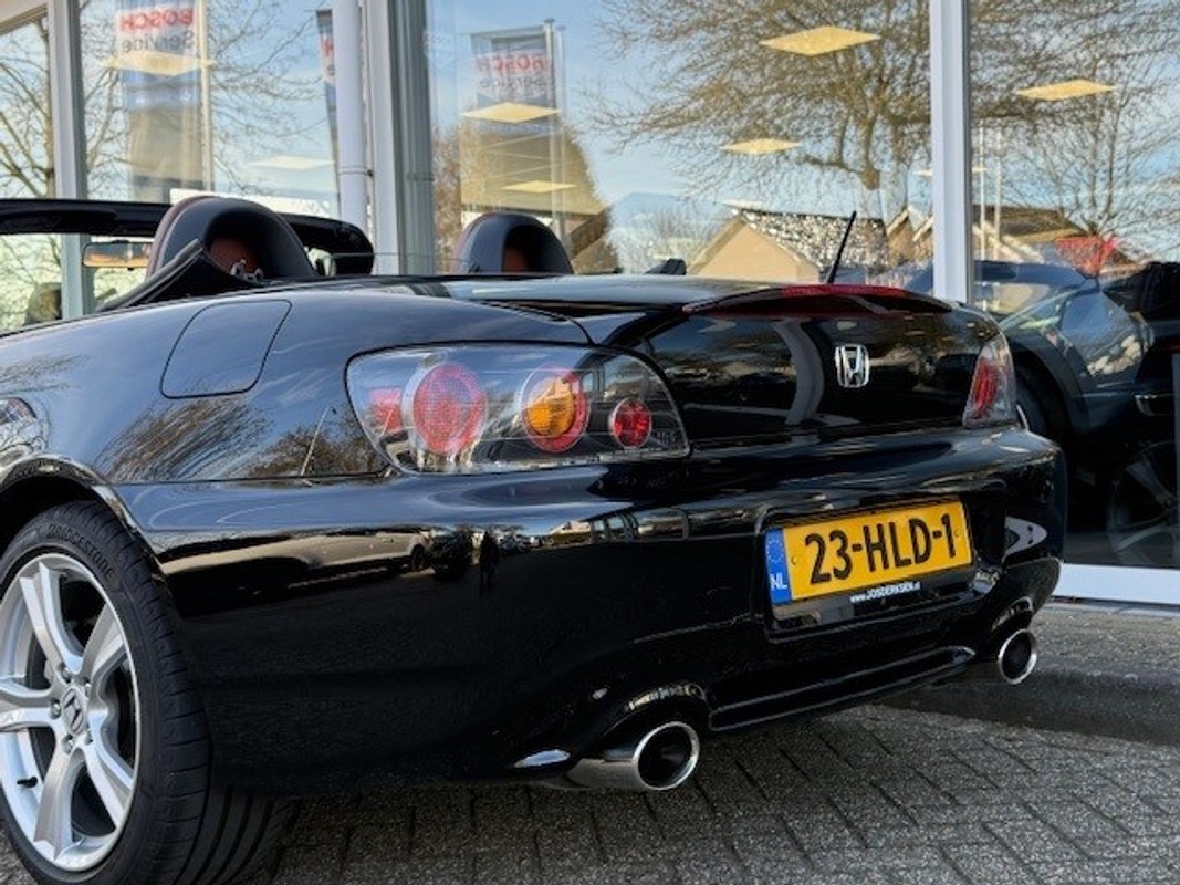 Honda S2000