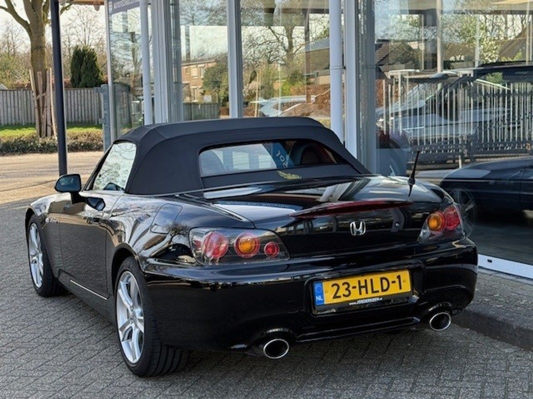 Honda S2000