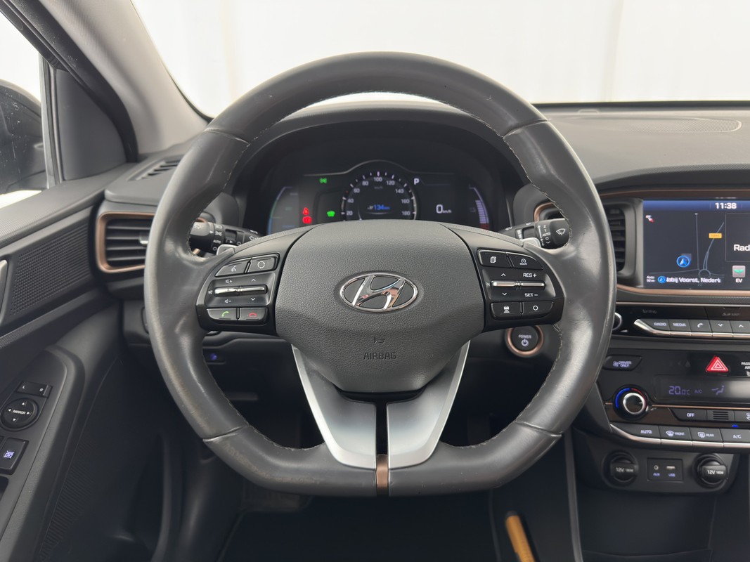 Hyundai IONIQ