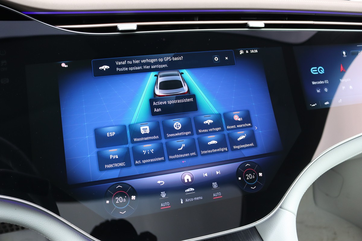 Mercedes-Benz EQS