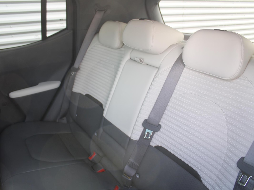 Kia EV2