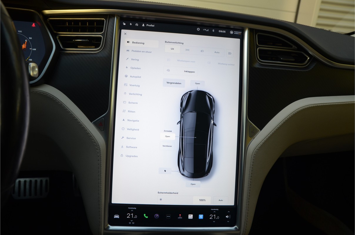 Tesla Model S