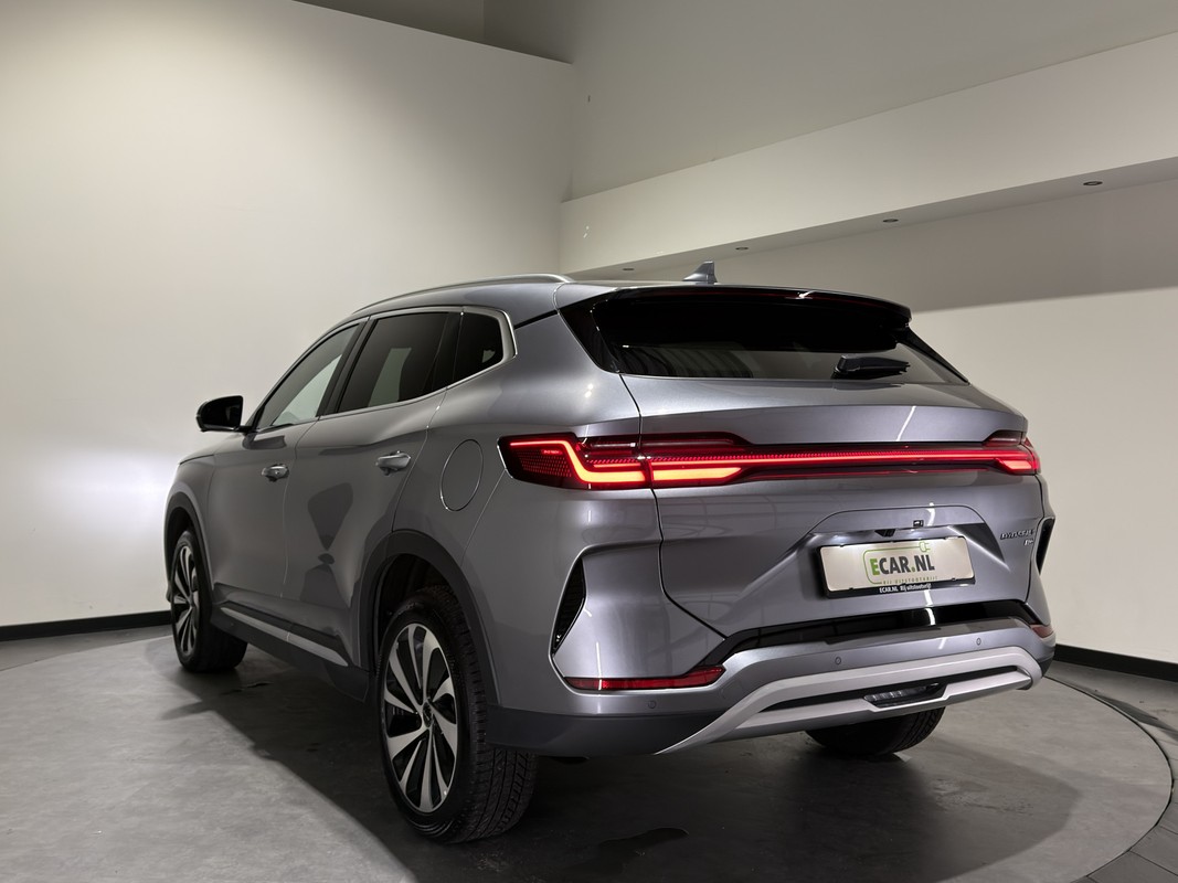 BYD SEAL U