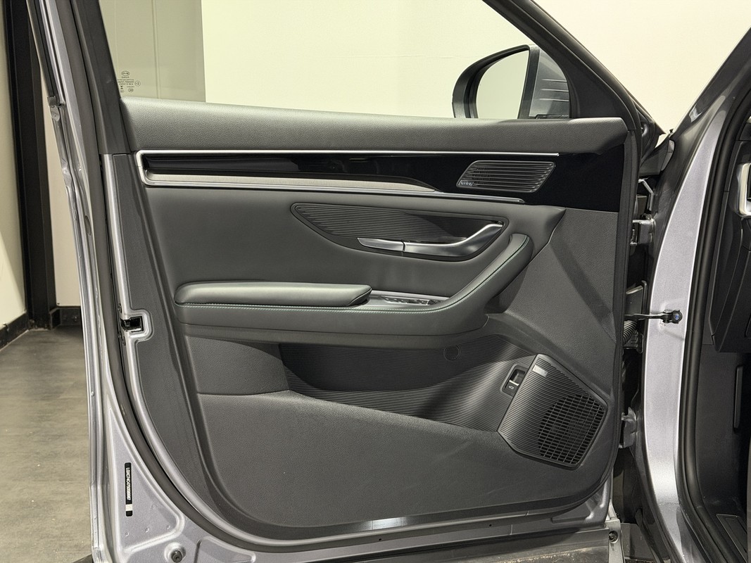 BYD SEAL U