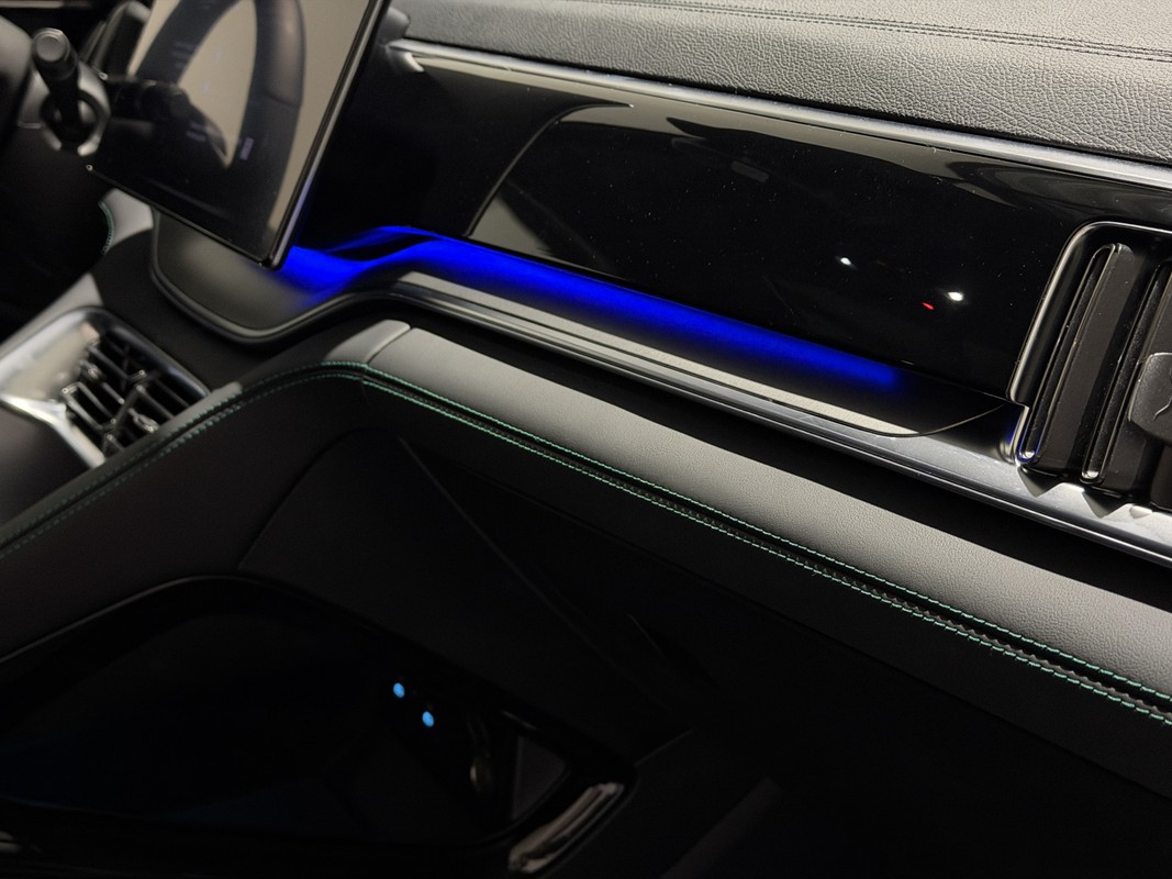 BYD SEAL U