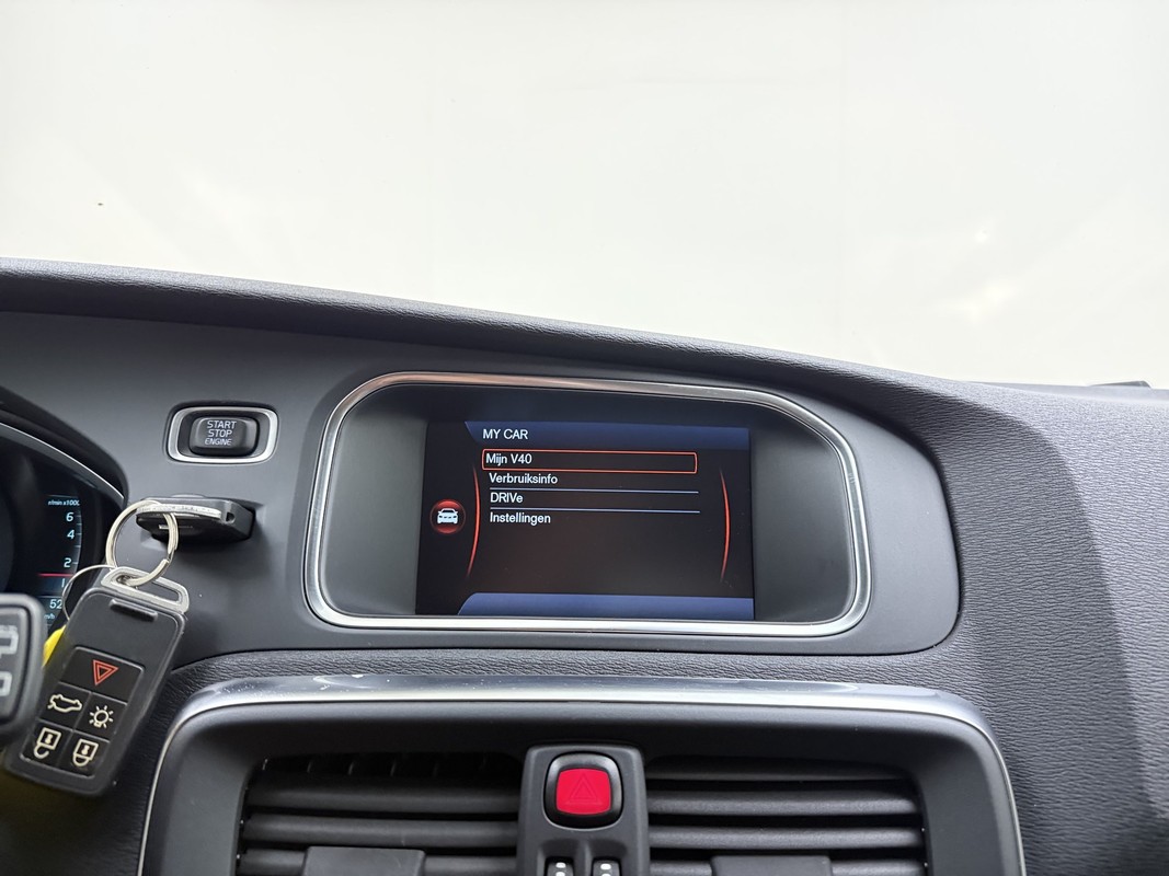 Volvo V40