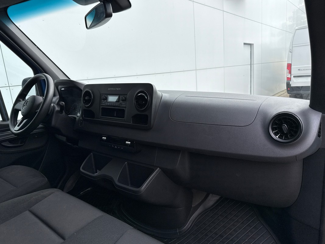 Mercedes-Benz eSprinter