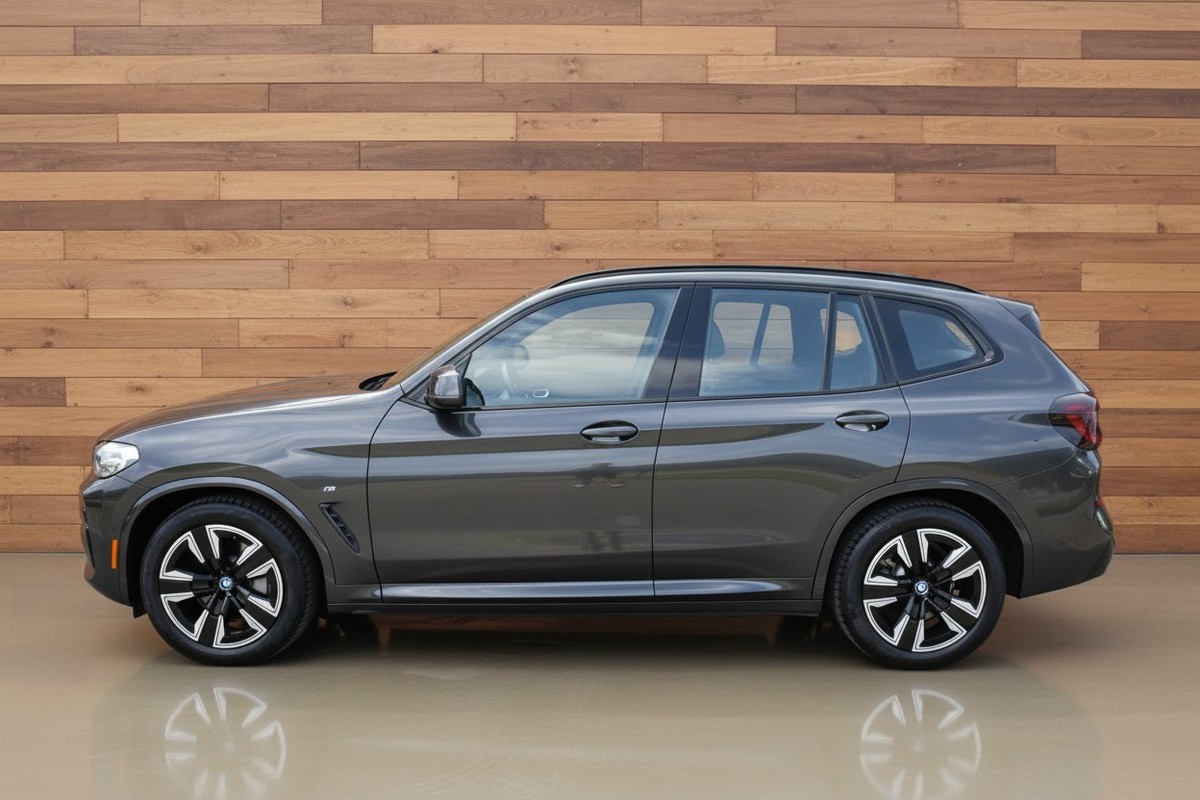 BMW iX3