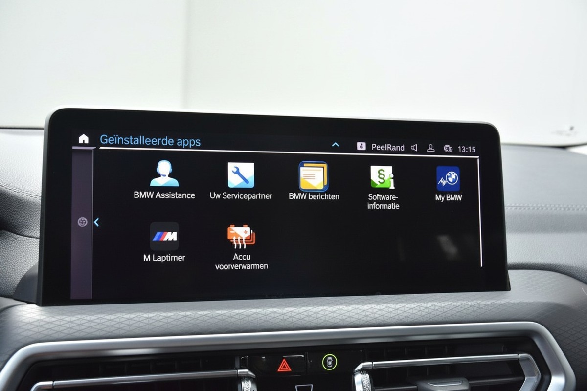 BMW iX3