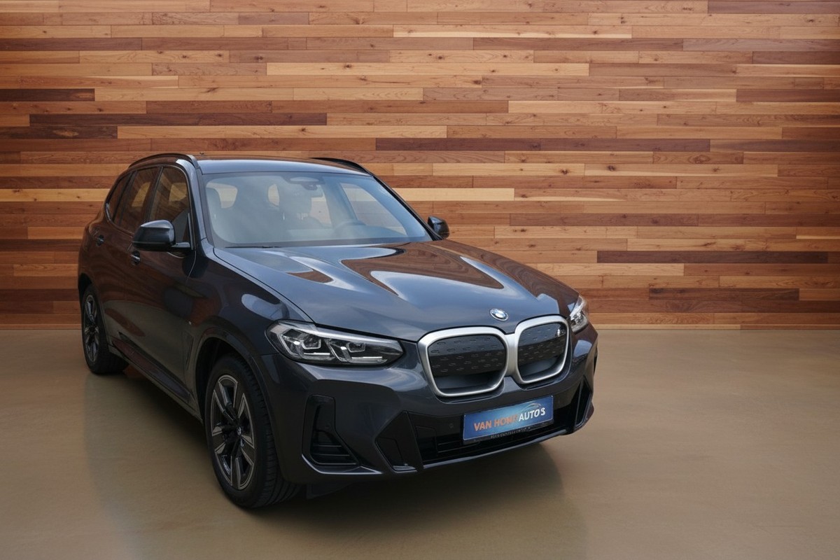 BMW iX3