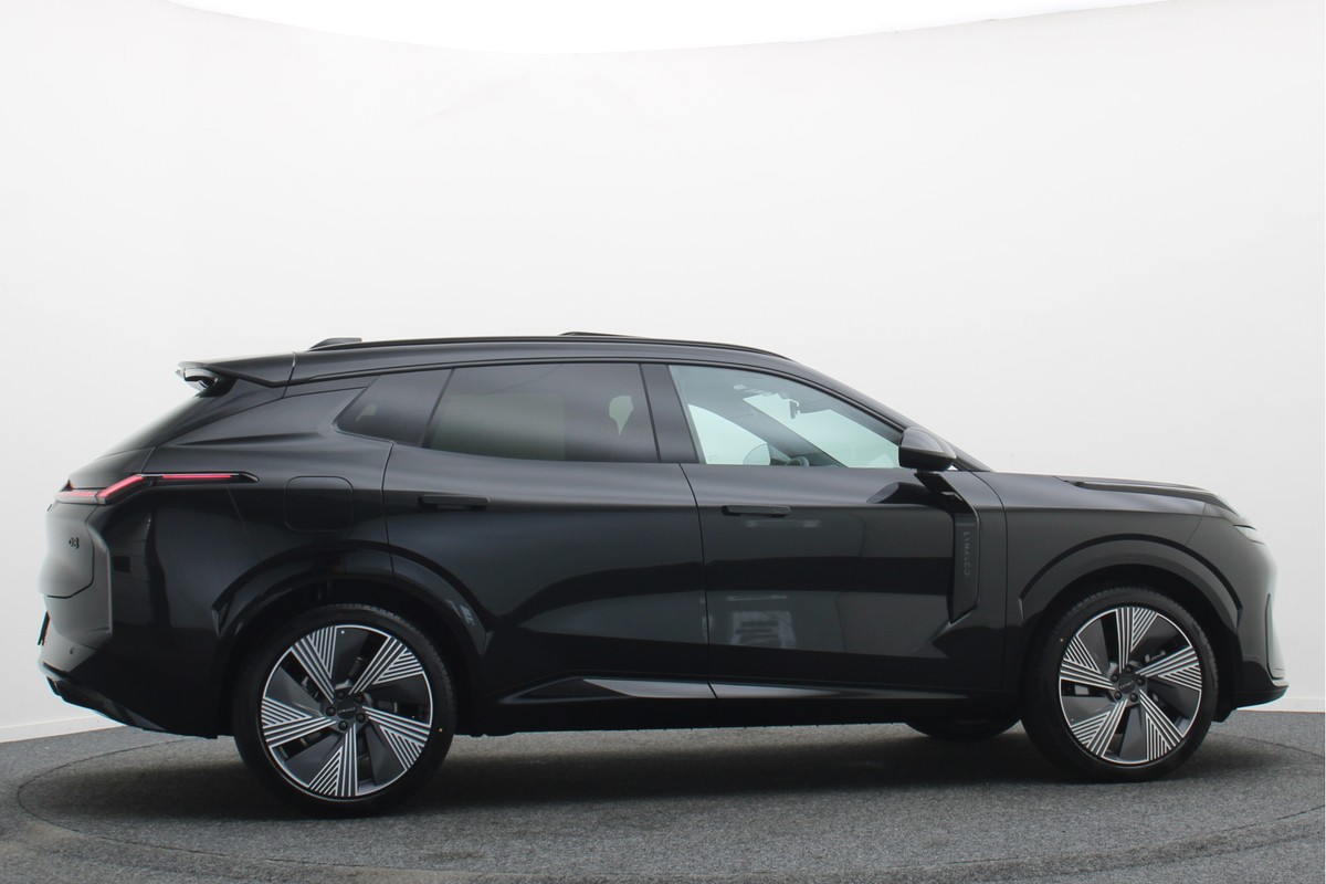 Lynk & Co 08