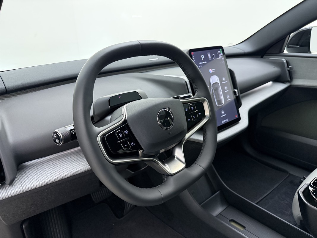 Volvo EX30