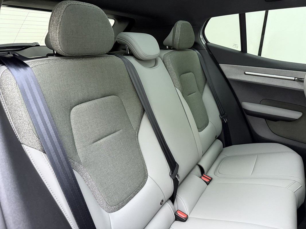 Volvo EX30
