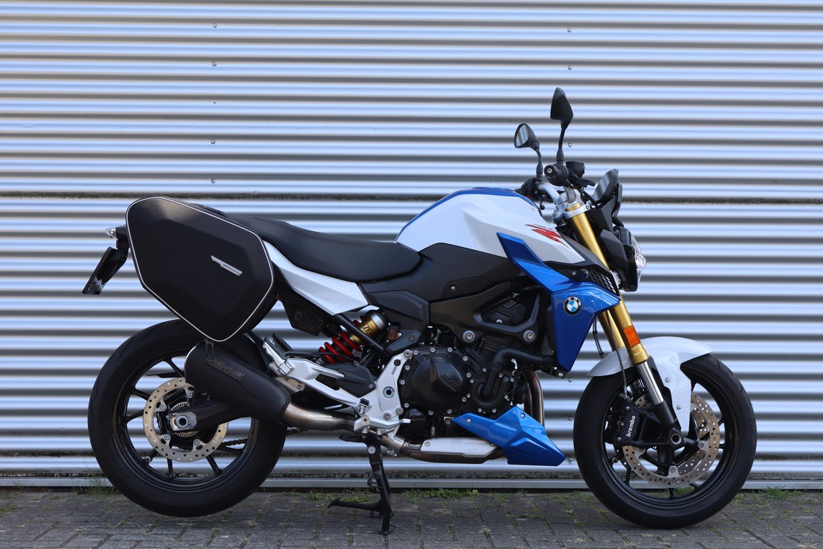 BMW F 900 R