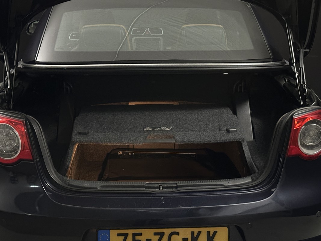 Volkswagen Eos