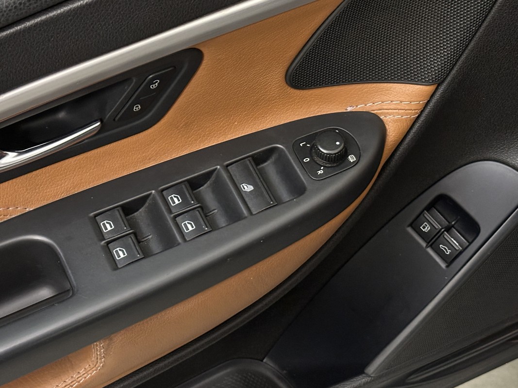 Volkswagen Eos