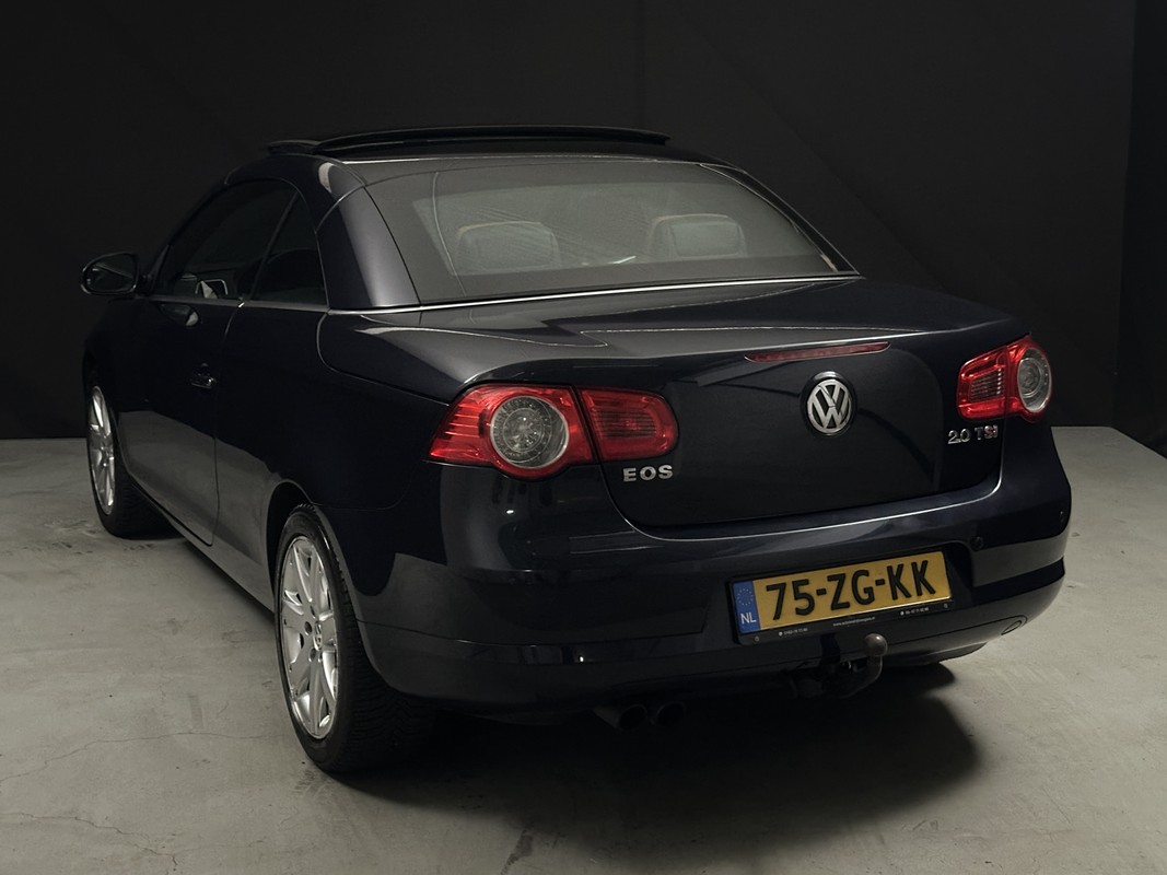 Volkswagen Eos