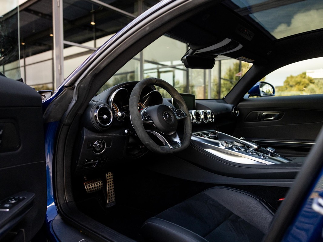 Mercedes-Benz GT