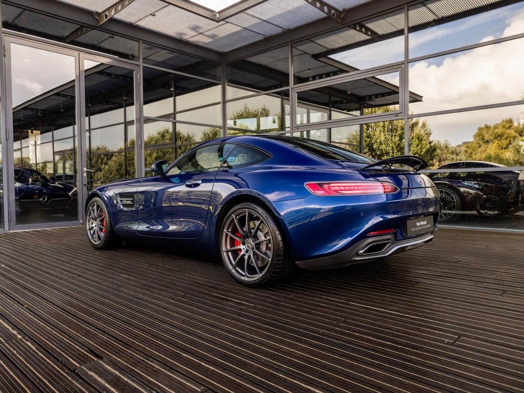Mercedes-Benz GT