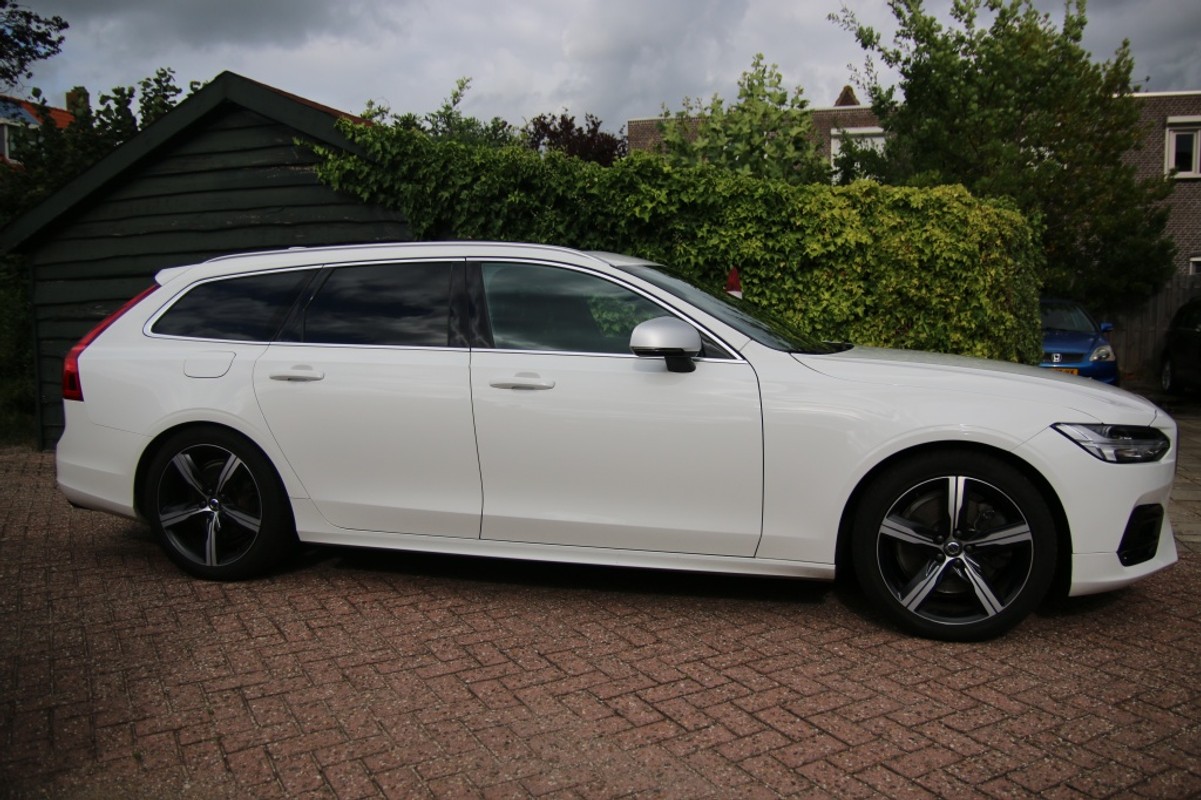 Volvo V90