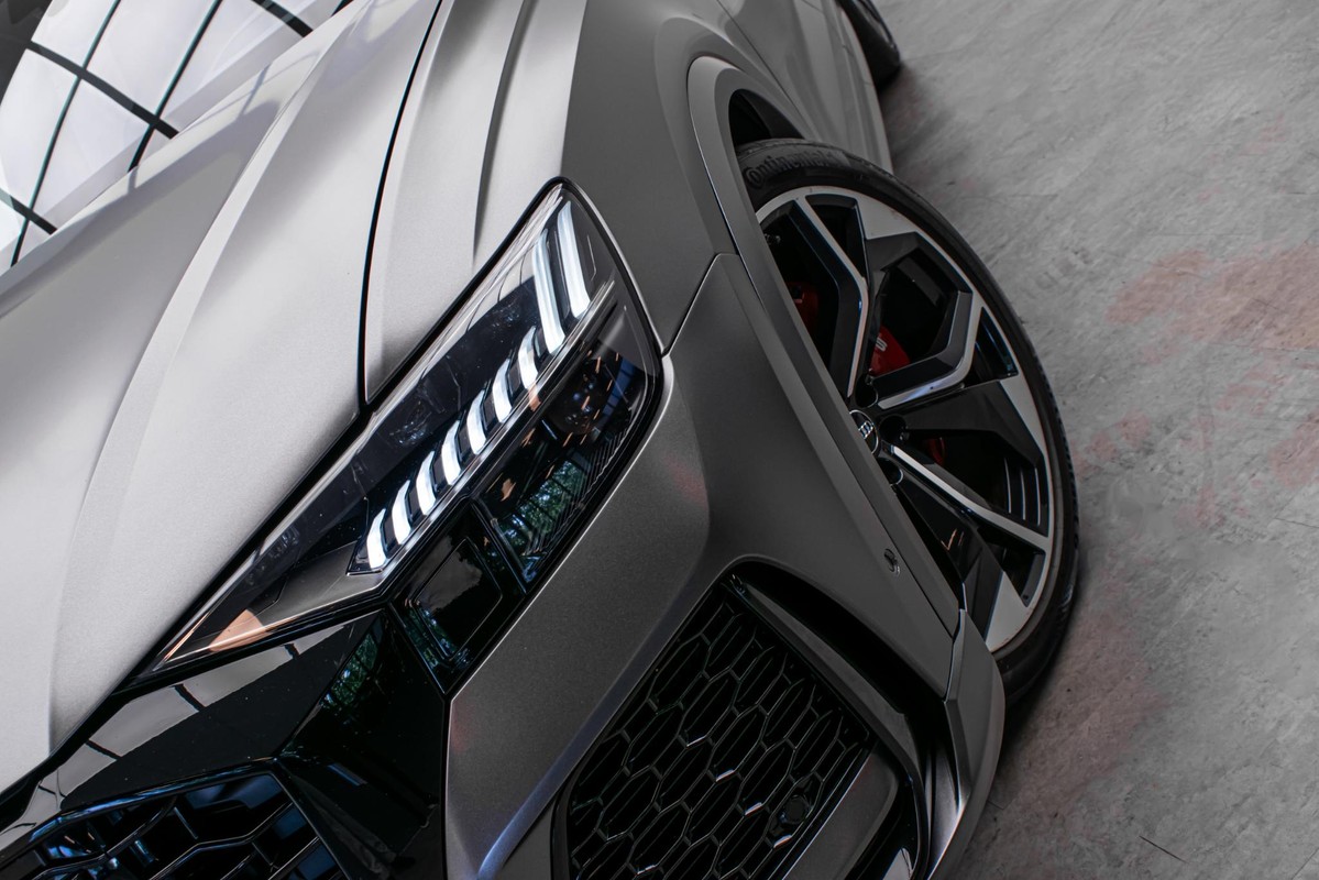 Audi RSQ8