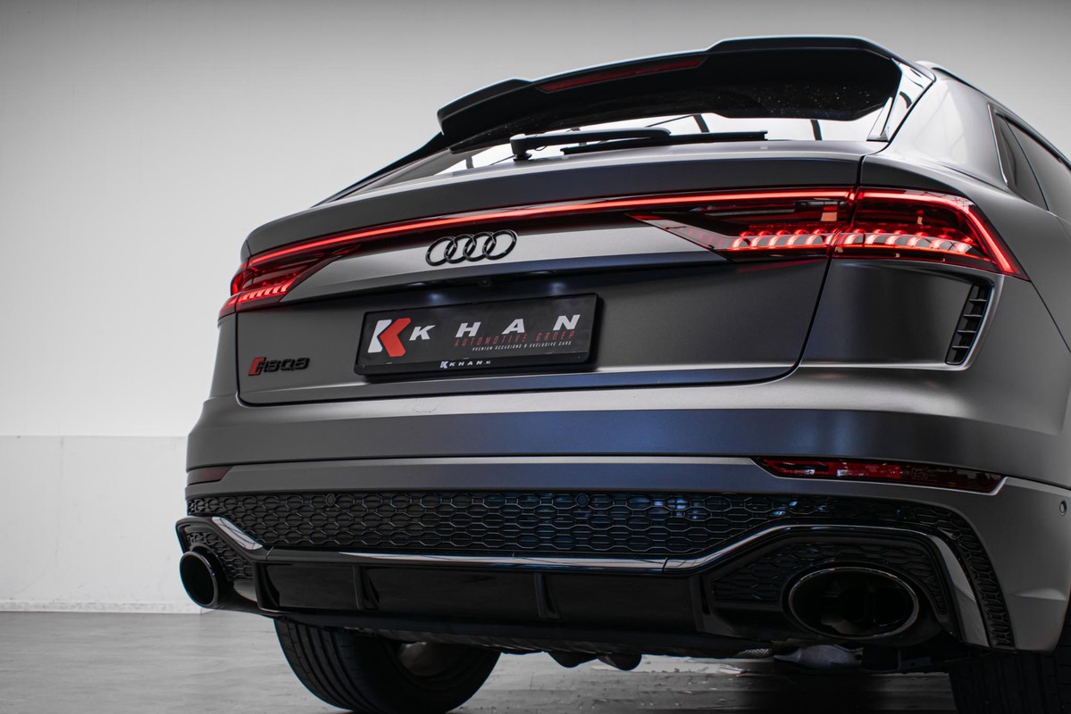 Audi RSQ8