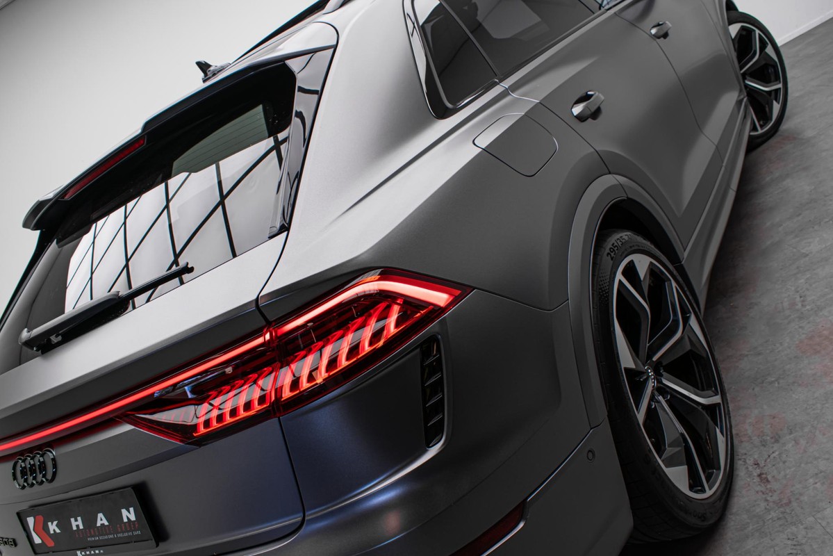 Audi RSQ8