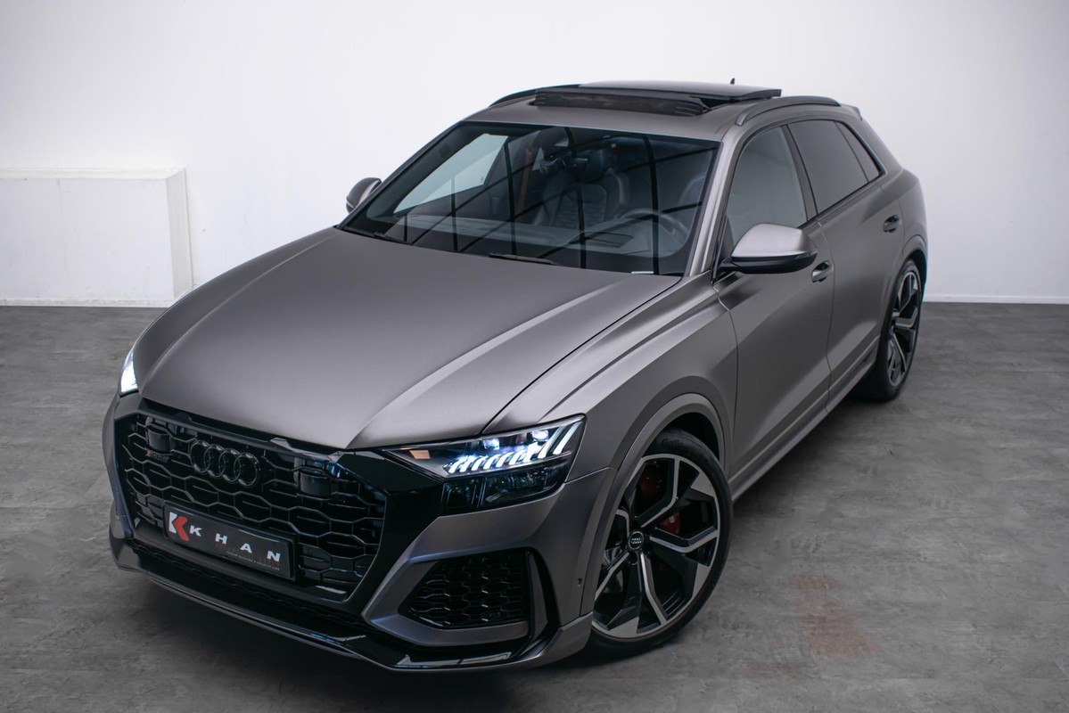 Audi RSQ8