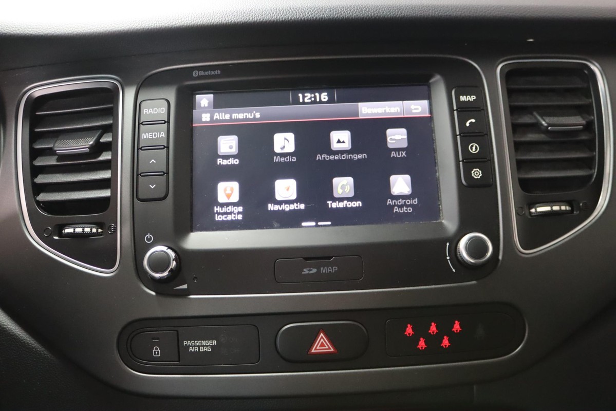 Kia Carens