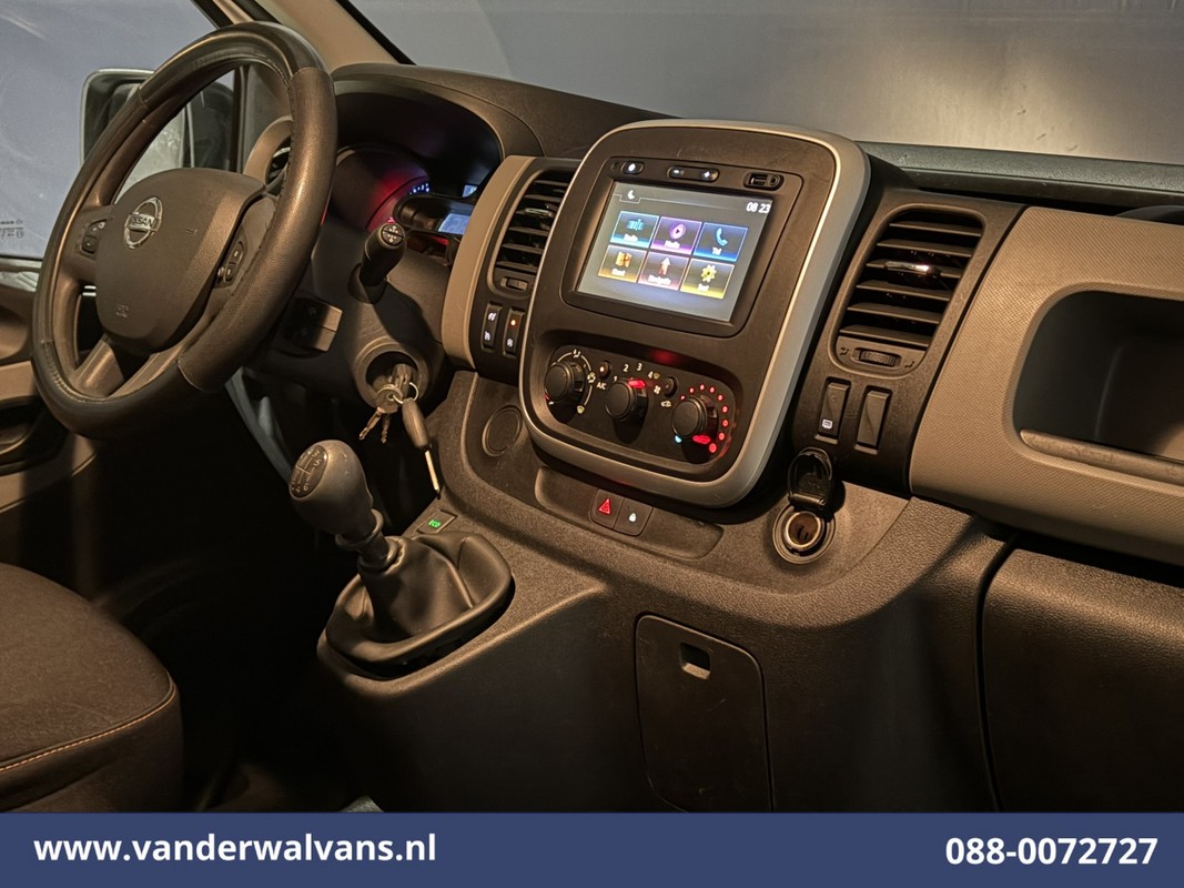 Nissan NV300
