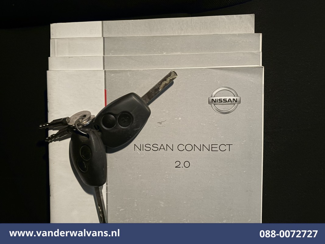 Nissan NV300