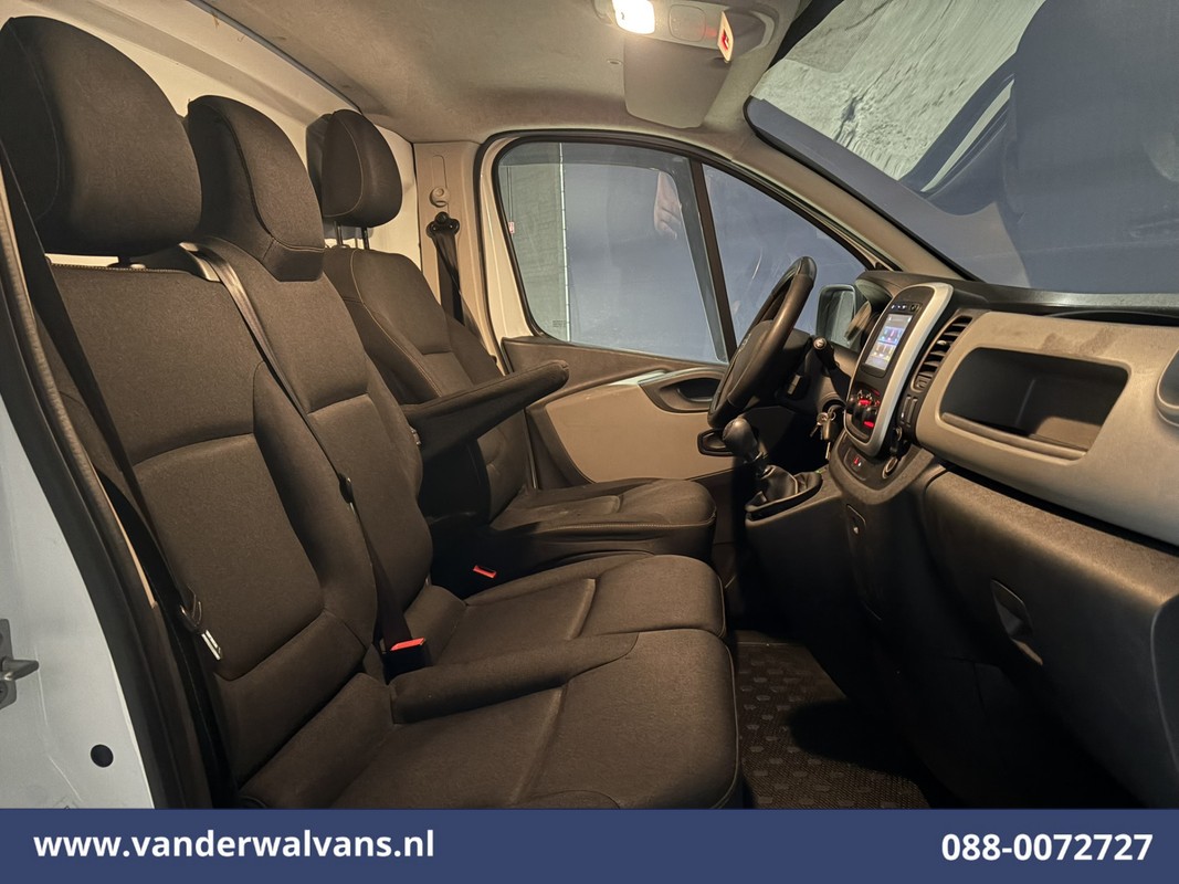 Nissan NV300