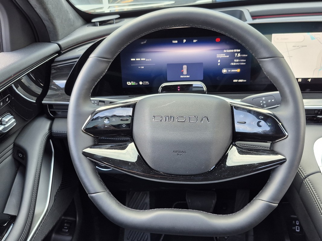 Omoda 9 SHS