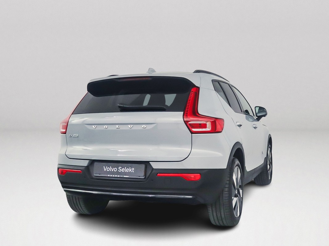 Volvo EX40