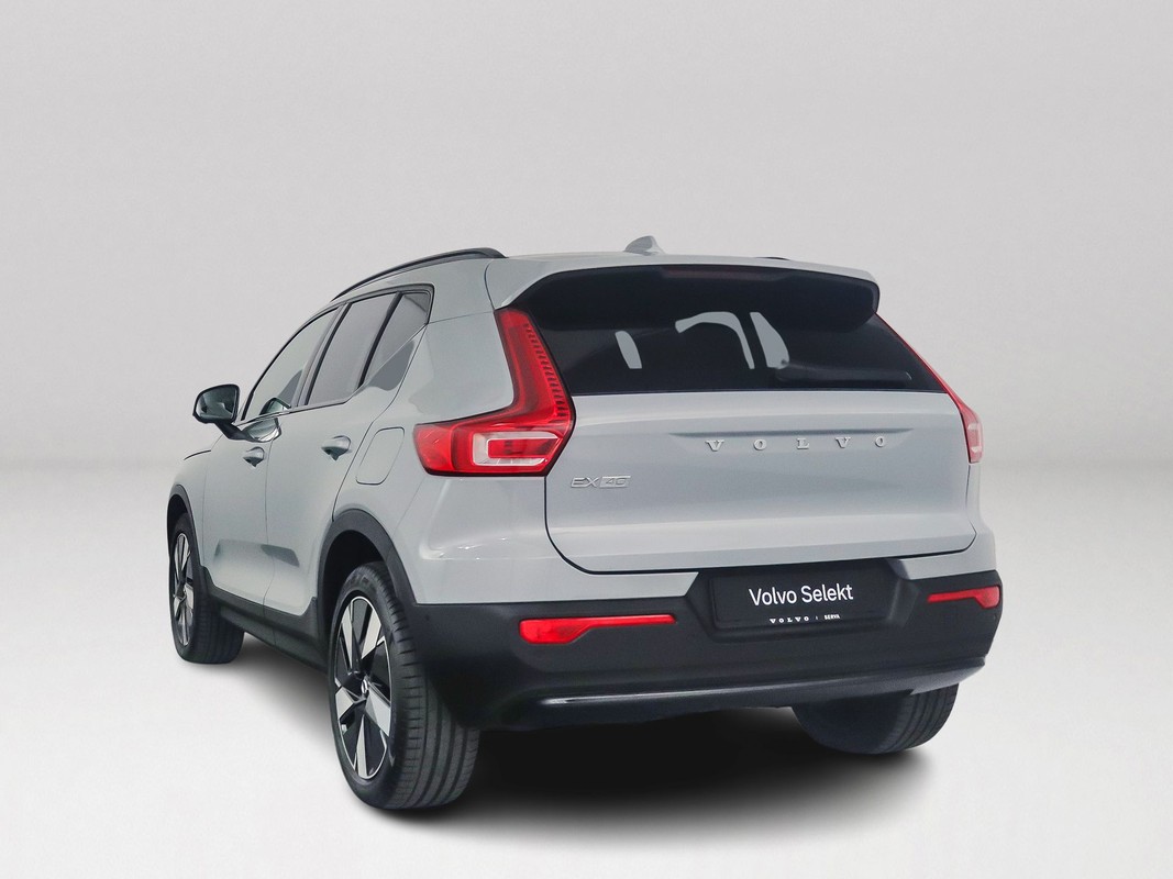 Volvo EX40