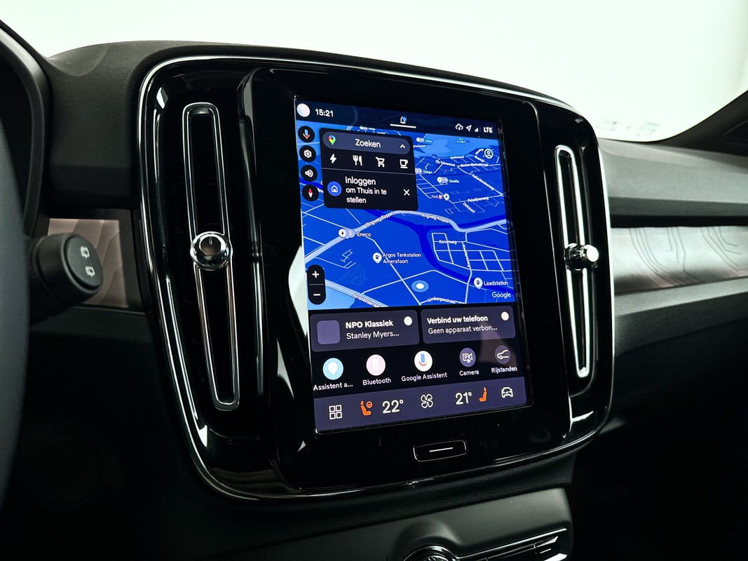 Volvo EX40