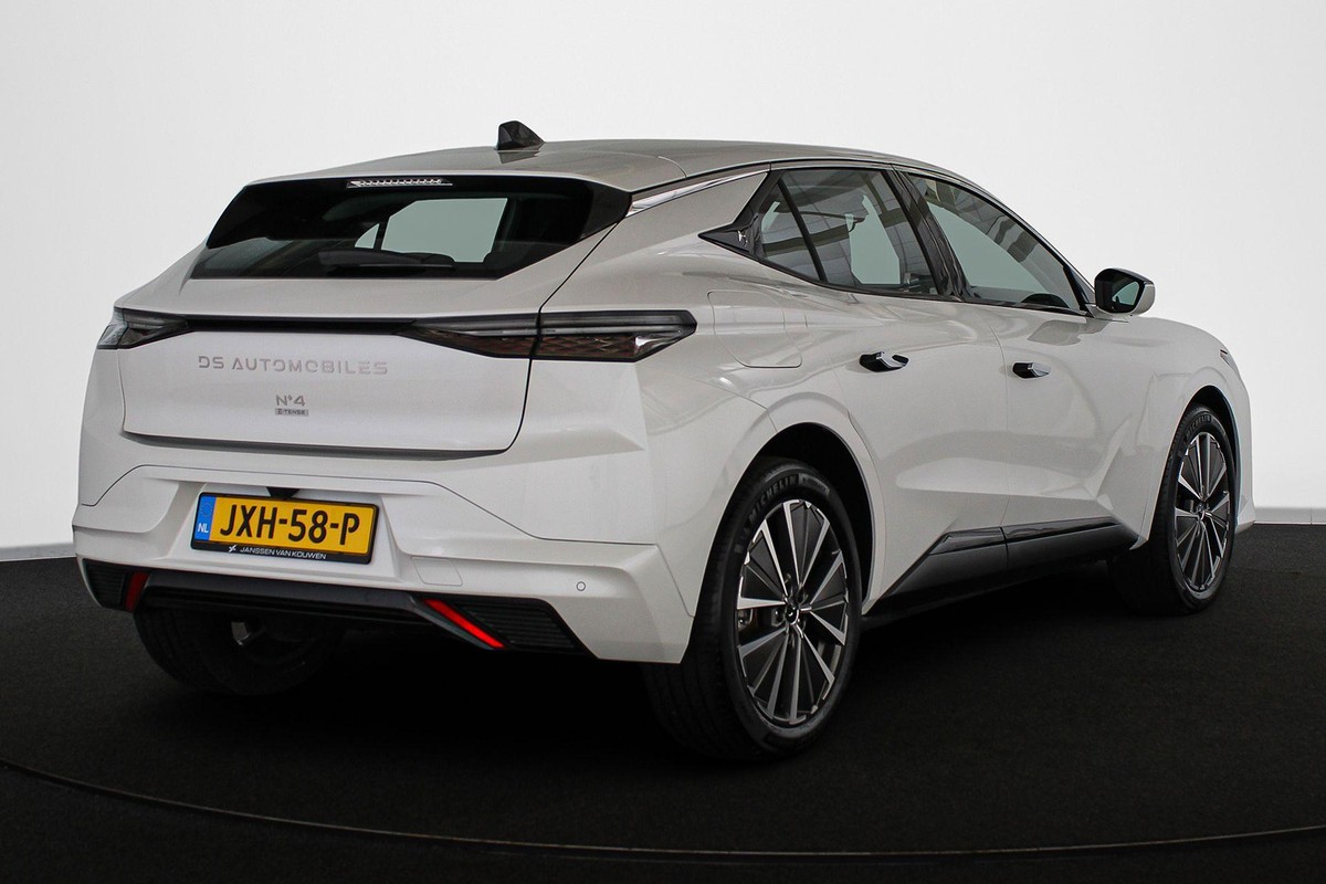 DS DS 4