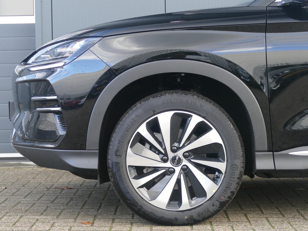 BYD SEAL U