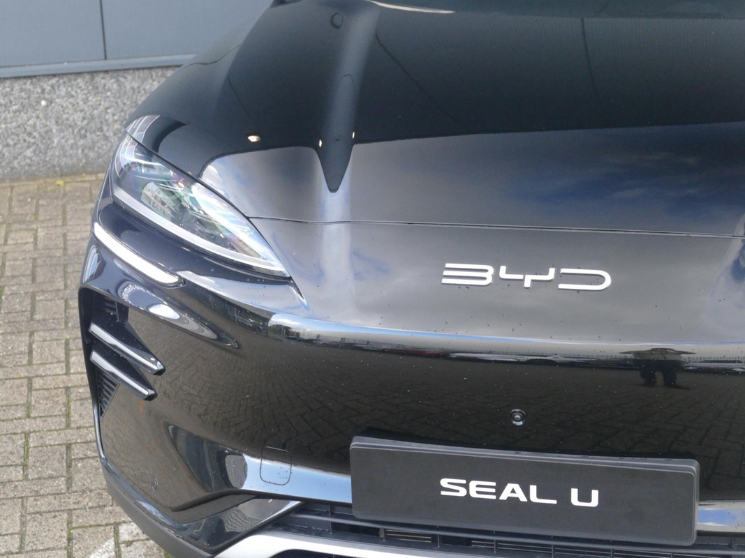 BYD SEAL U