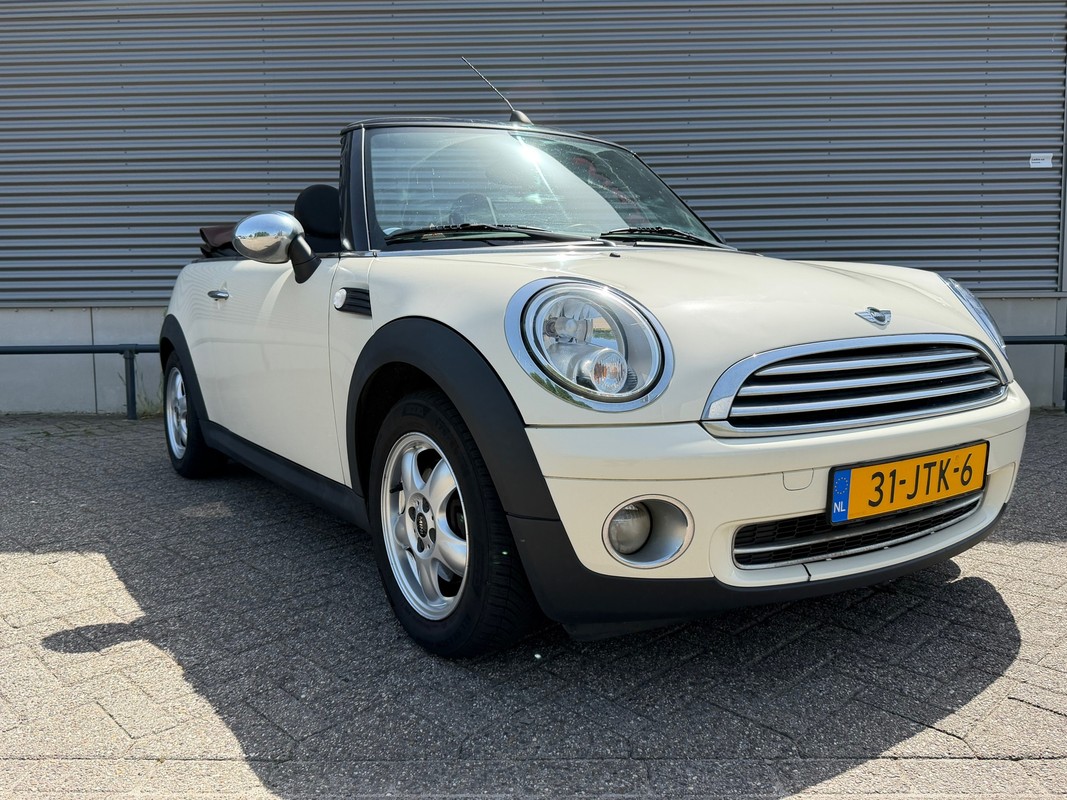 MINI Cooper Cabrio