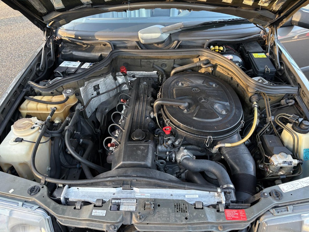 Mercedes-Benz 300