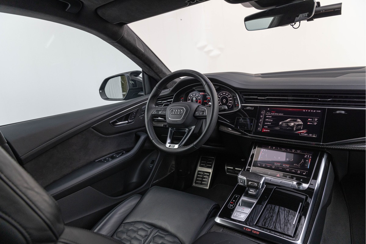 Audi RSQ8