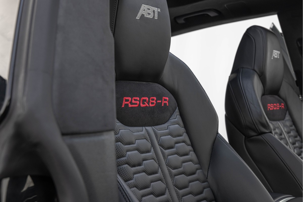 Audi RSQ8