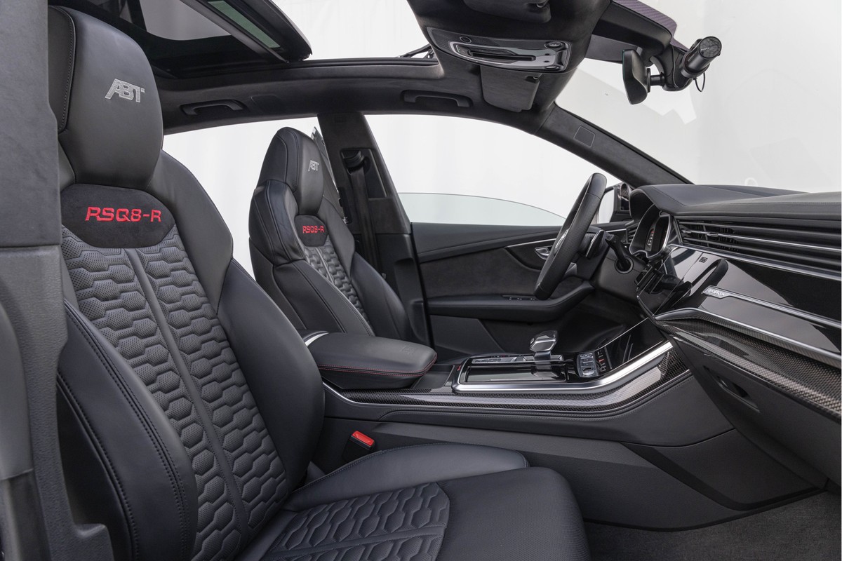 Audi RSQ8