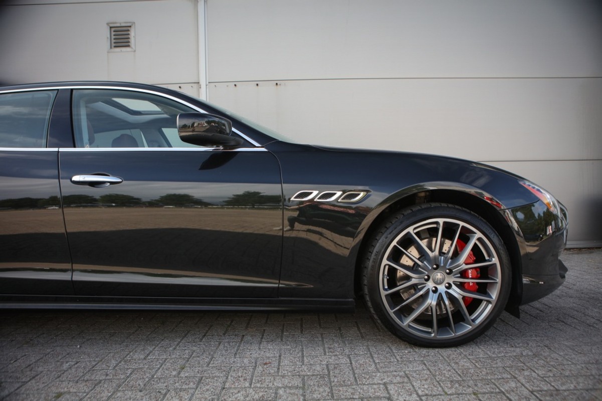 Maserati Quattroporte