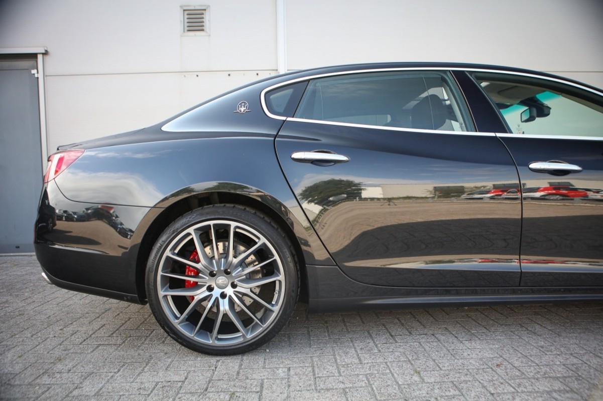 Maserati Quattroporte