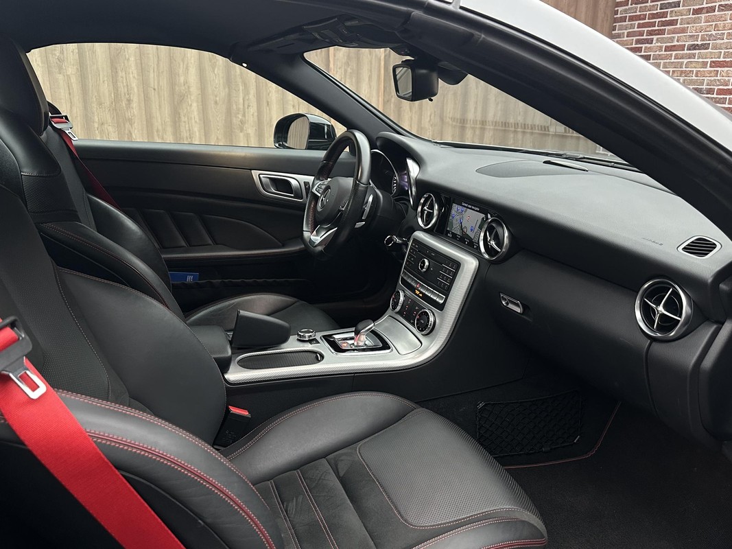 Mercedes-Benz SLC
