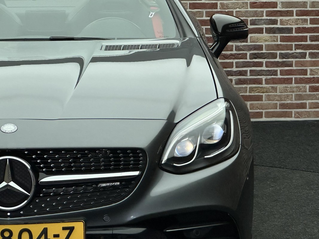 Mercedes-Benz SLC