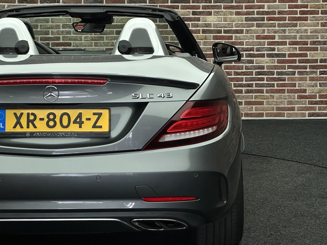 Mercedes-Benz SLC
